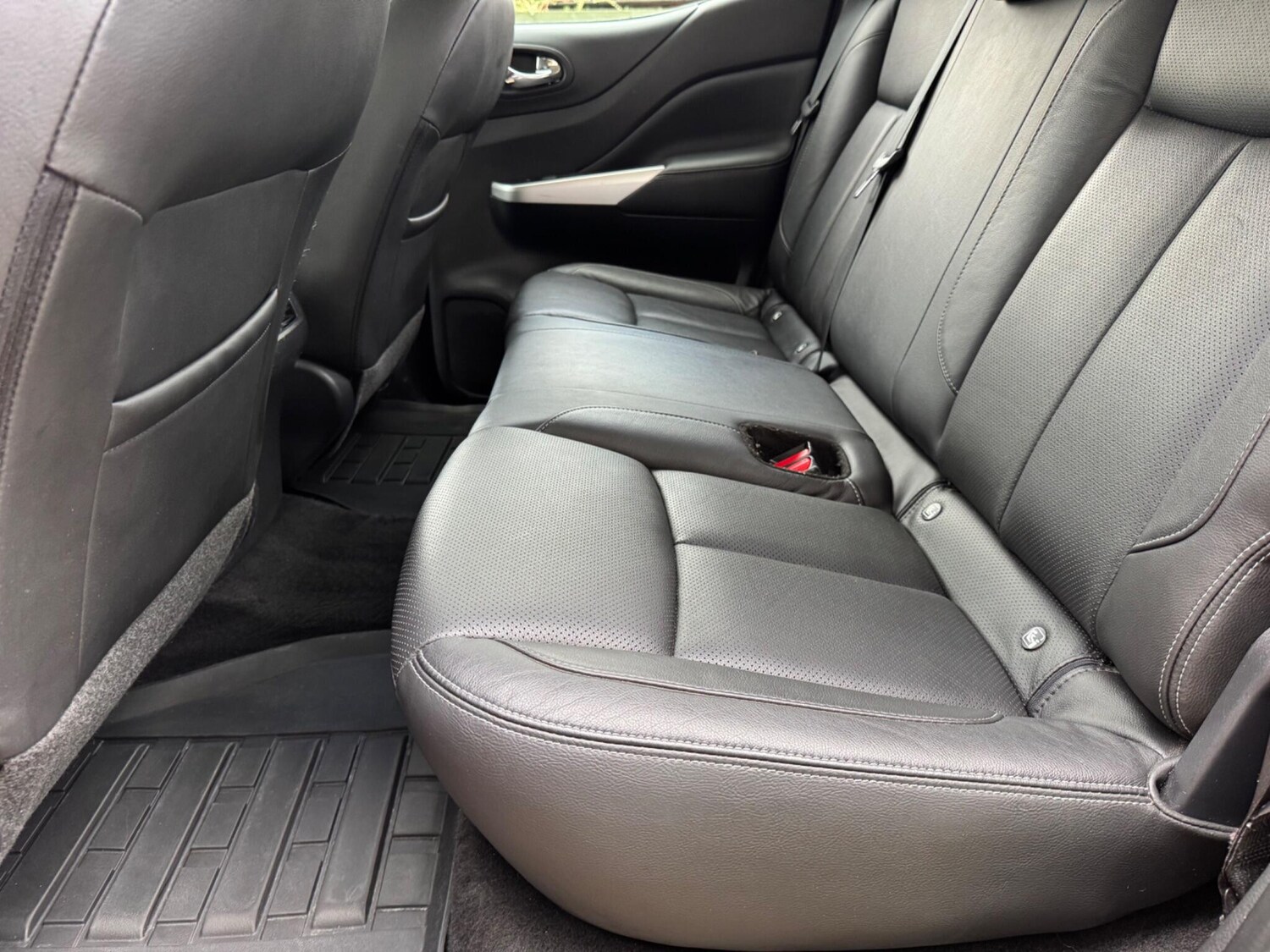 Used Nissan Navara 2019 for sale - 77574851: Photo 42