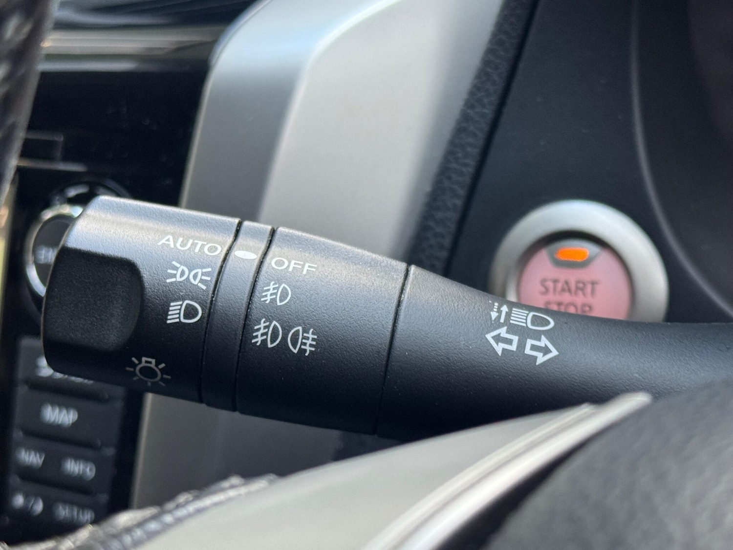 Used Nissan Navara 2018 for sale - 76573088: Photo 14