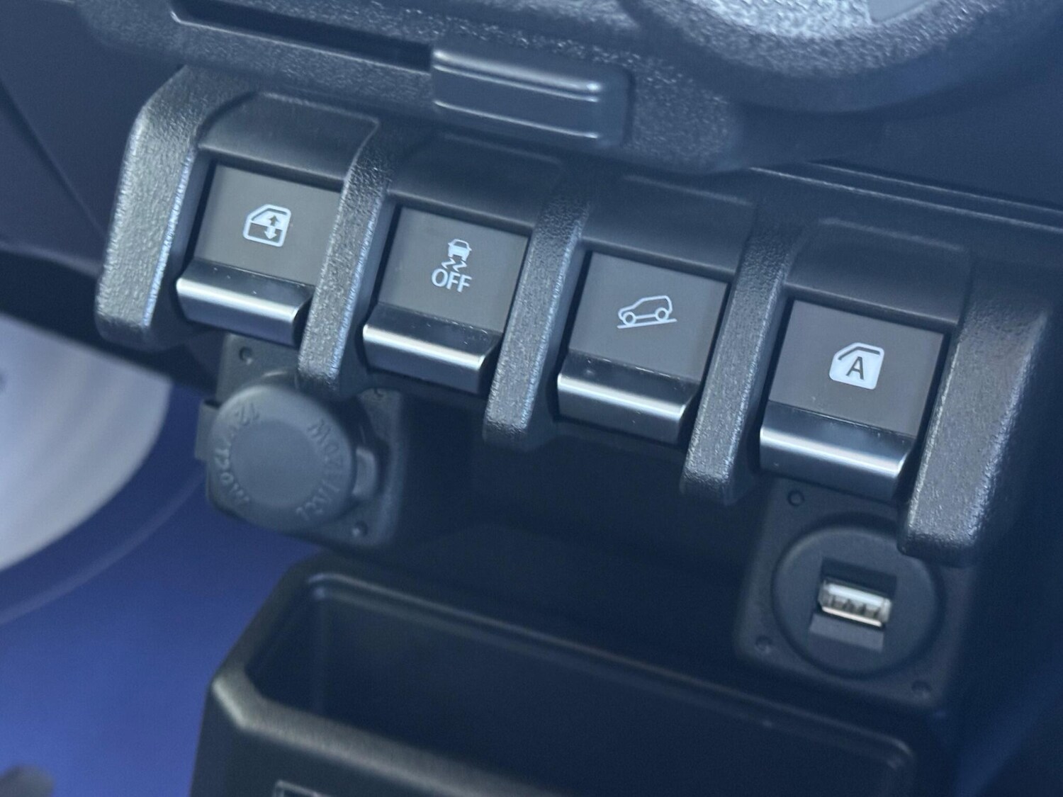 Used Suzuki Jimny for sale - 77925337: Photo 10