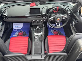 Used Abarth 124 Spider 2017 for sale - 75906279: Photo