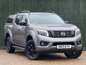 Nissan - Navara