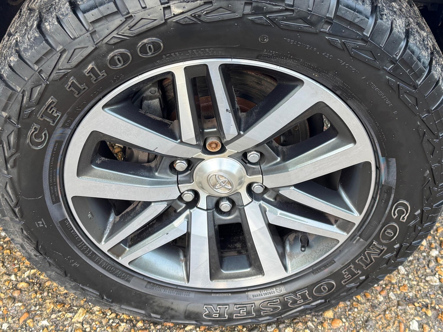 Used Toyota Hilux 2017 for sale - 77131613: Photo 38