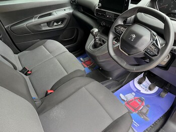 Used Peugeot Partner 2019 for sale - 75258223: Photo