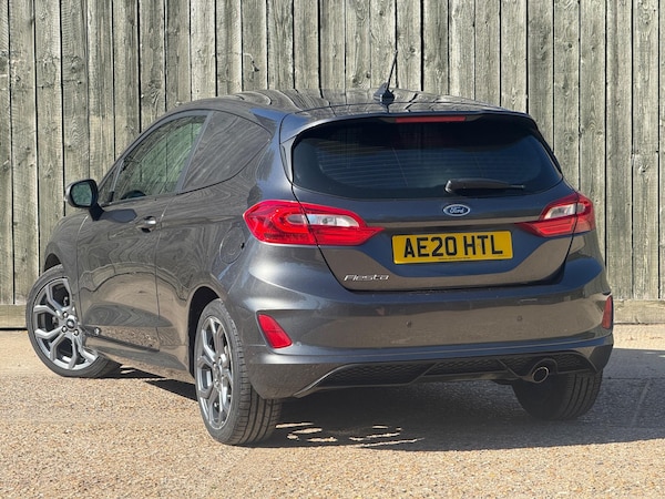 Used Ford Fiesta Van 2020 for sale - 76188740: Photo 17