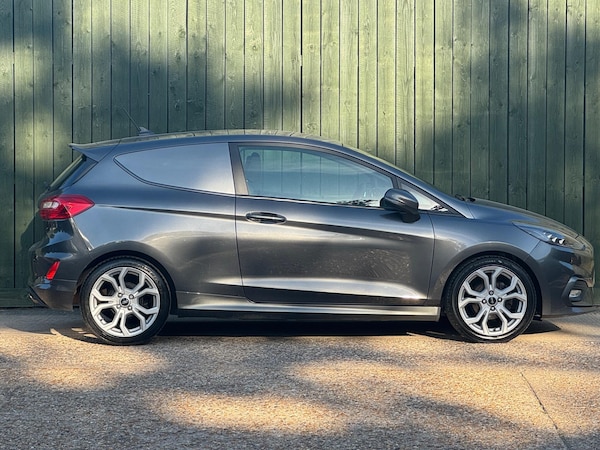 Used Ford Fiesta Van 2020 for sale - 76188740: Photo 8