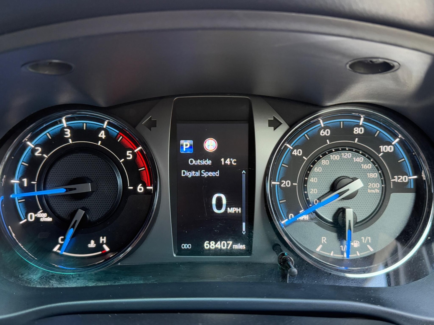 Used Toyota Hilux 2021 for sale - 76473518: Photo 10