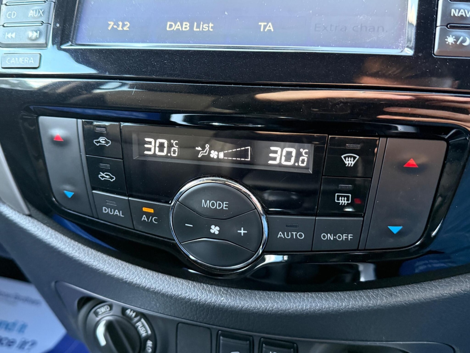 Used Nissan Navara 2018 for sale - 77625937: Photo 19