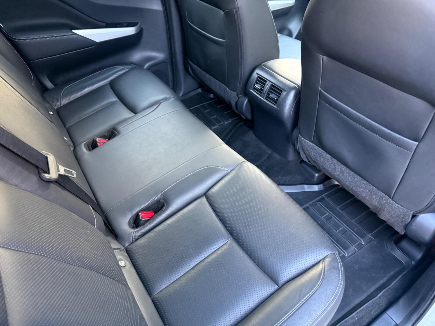 Used Nissan Navara 2018 for sale - 77625937: Photo 23