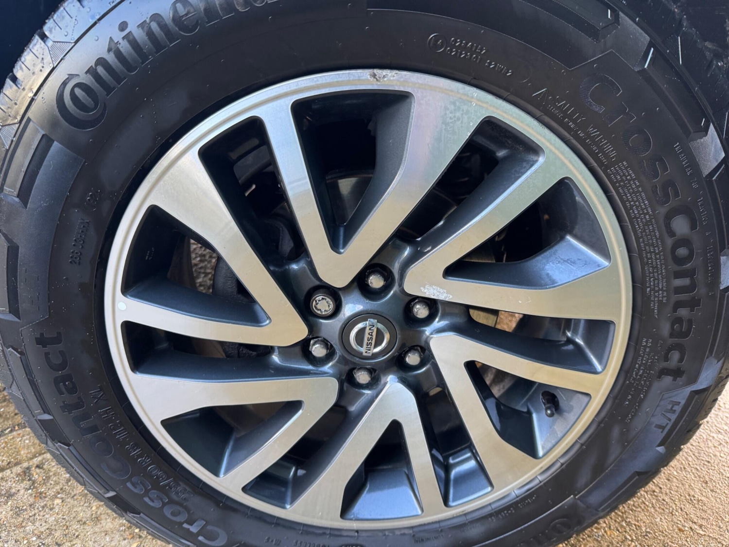 Used Nissan Navara 2018 for sale - 77625937: Photo 36