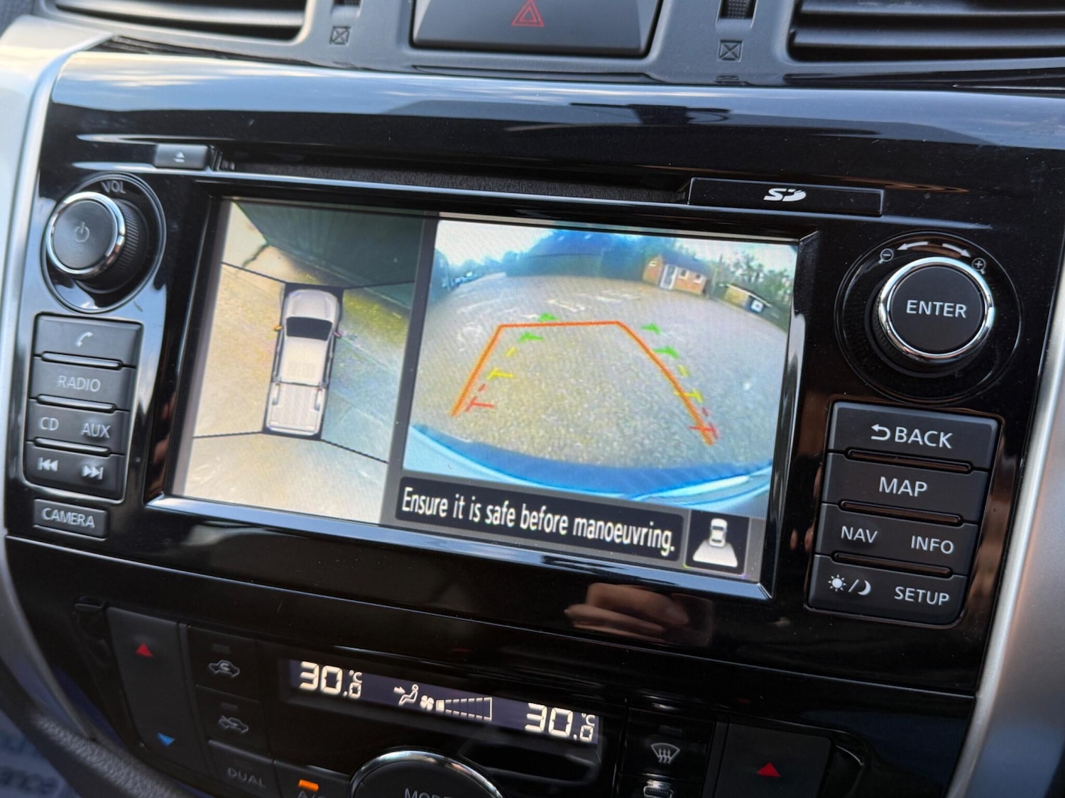 Used Nissan Navara 2018 for sale - 77625937: Photo 4