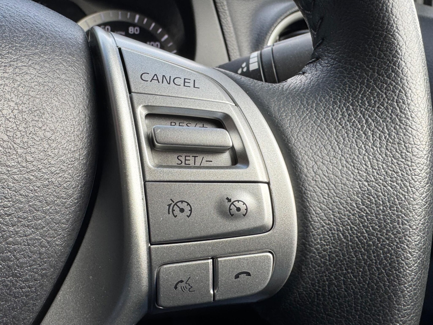 Used Nissan Navara 2017 for sale - 77082074: Photo 17