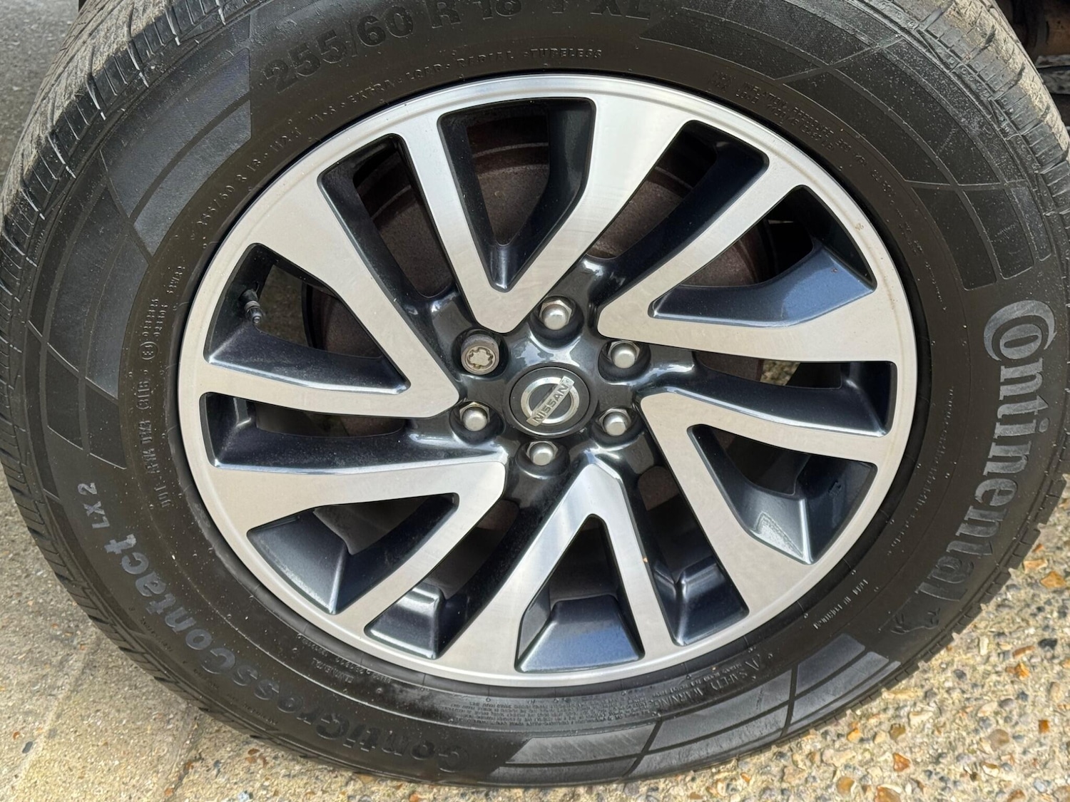 Used Nissan Navara 2017 for sale - 77082074: Photo 21