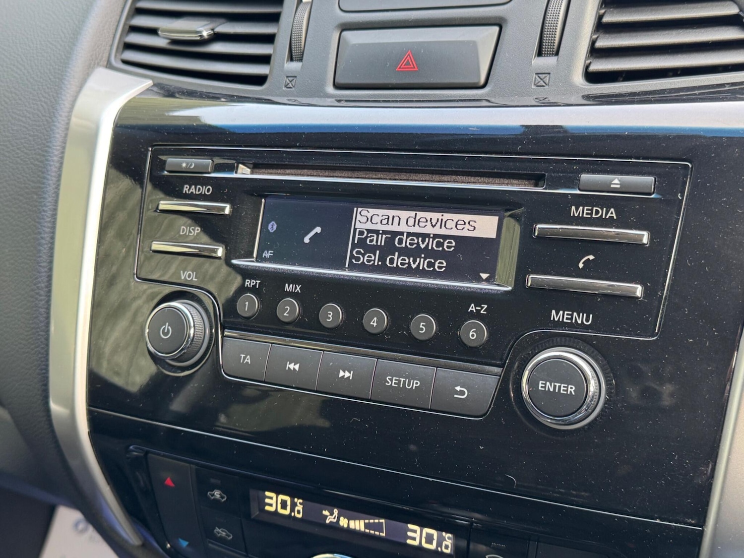 Used Nissan Navara 2017 for sale - 77082074: Photo 31