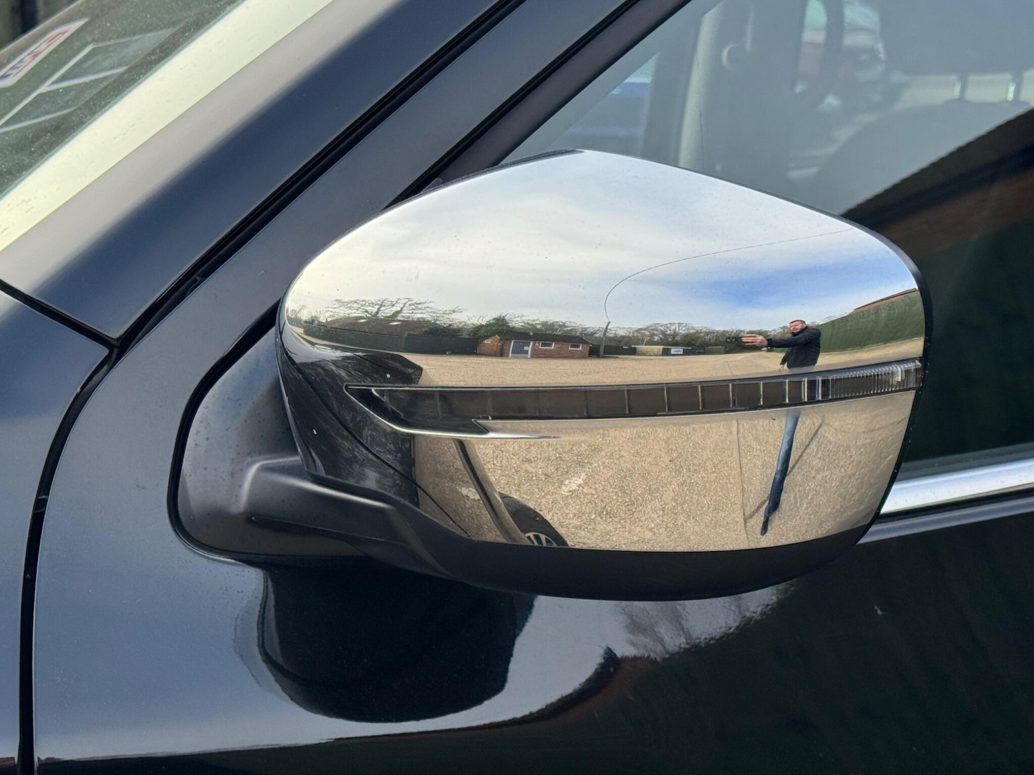 Used Nissan Navara 2017 for sale - 77082074: Photo 35