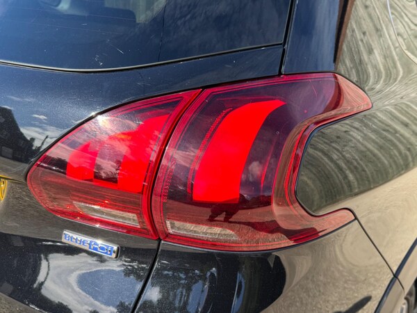 Used Peugeot 2008 2016 for sale - 76042947: Photo 35