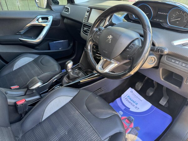 Used Peugeot 2008 2016 for sale - 76042947: Photo 3