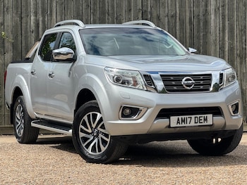 Used Nissan Navara 2017 for sale - 75414715: Photo
