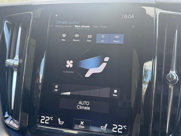 Used Volvo XC60 2019 for sale - 76215347: Photo 28