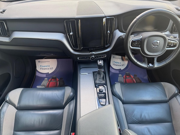 Used Volvo XC60 2019 for sale - 76215347: Photo 2