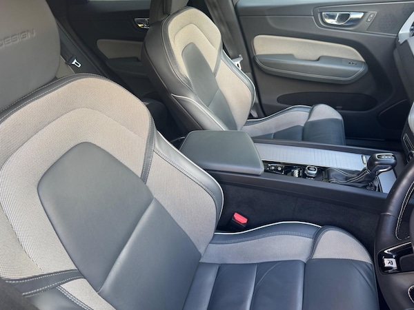 Used Volvo XC60 2019 for sale - 76215347: Photo 6