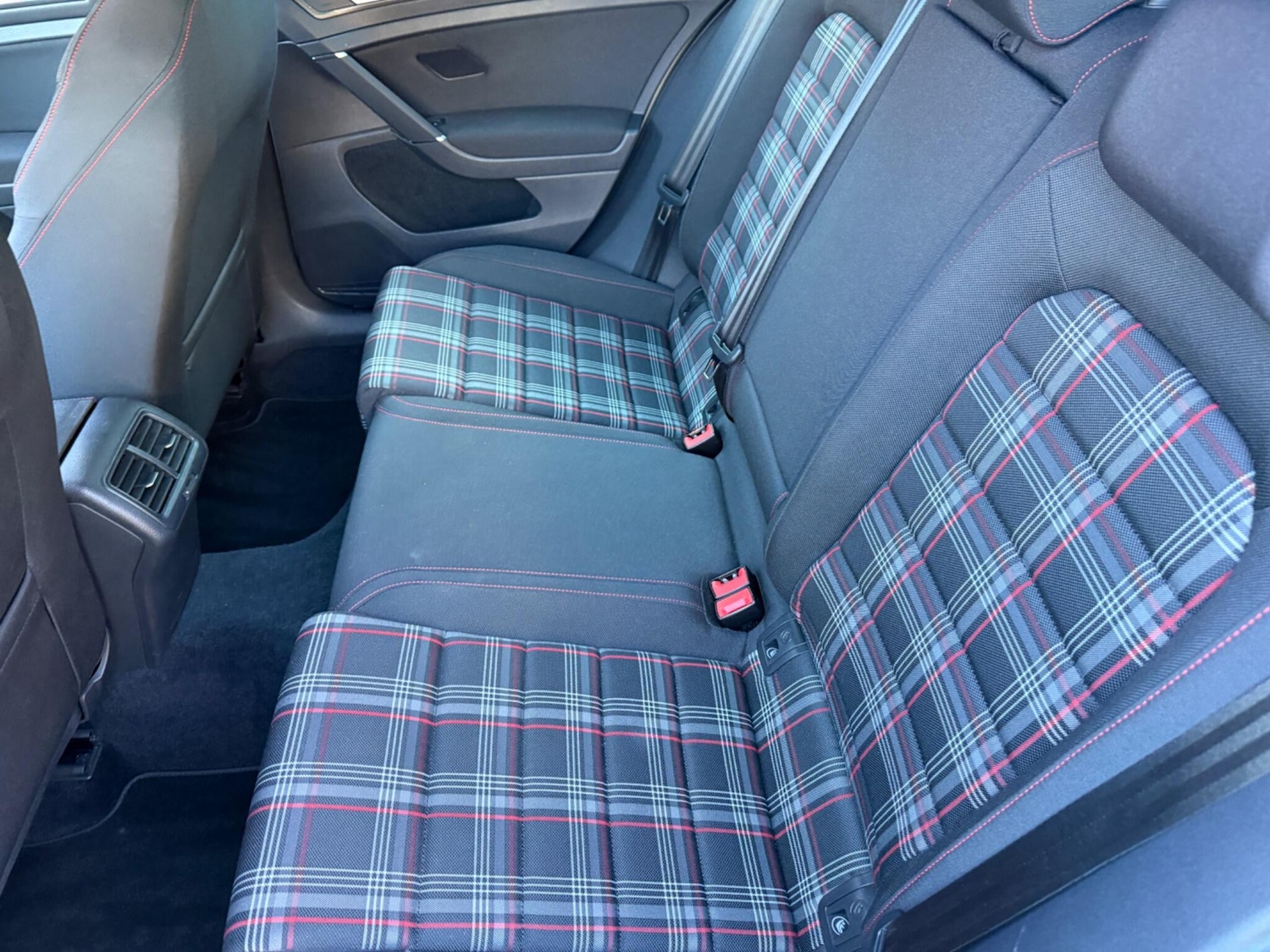 Used Volkswagen Golf 2017 for sale - 78157849: Photo 11