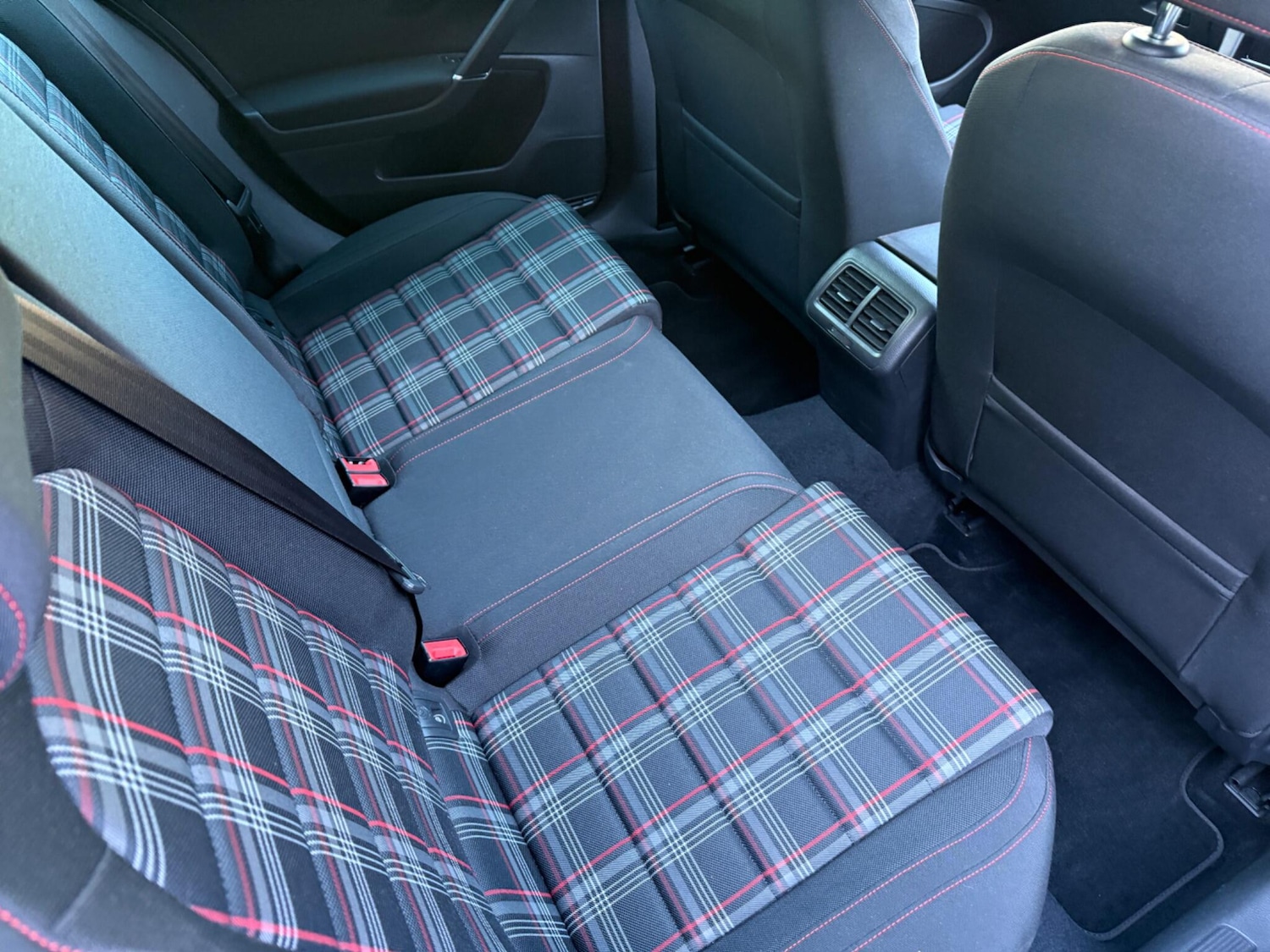 Used Volkswagen Golf 2017 for sale - 78157849: Photo 20