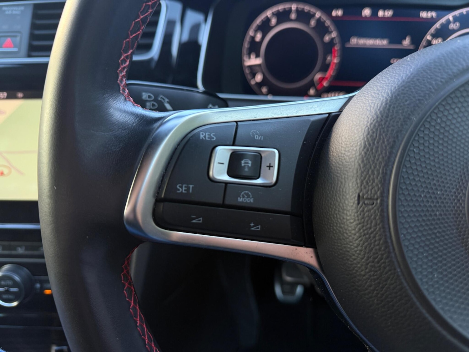 Used Volkswagen Golf 2017 for sale - 78157849: Photo 33