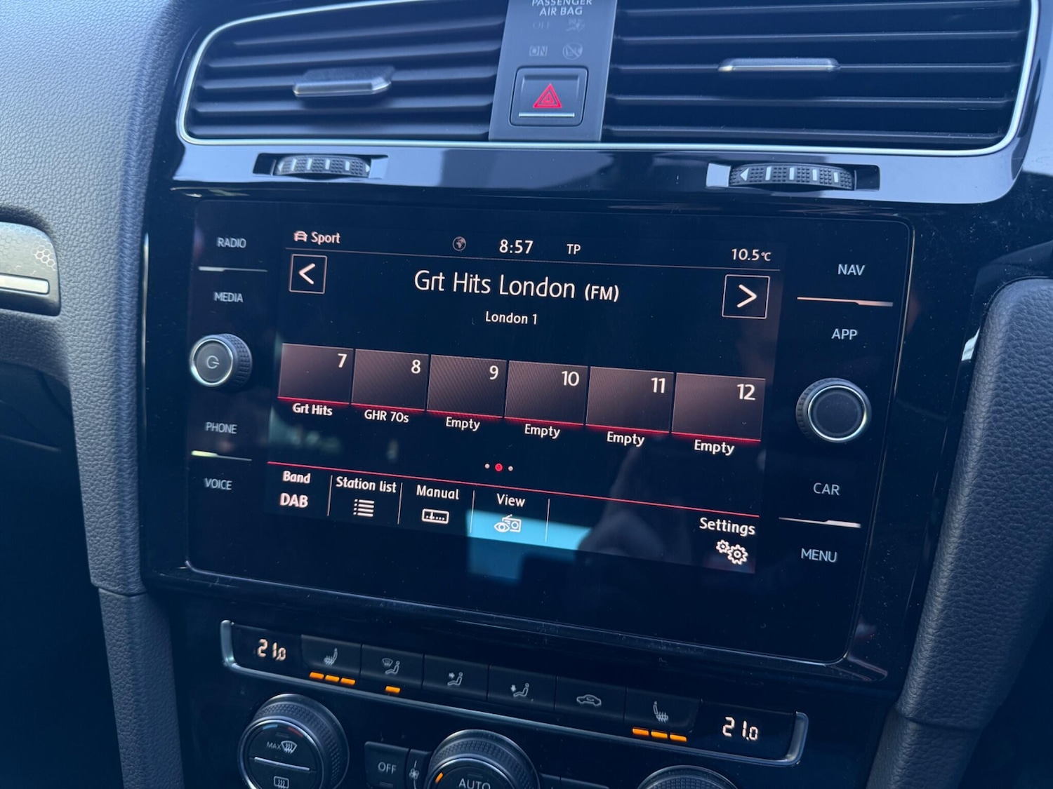 Used Volkswagen Golf 2017 for sale - 78157849: Photo 9