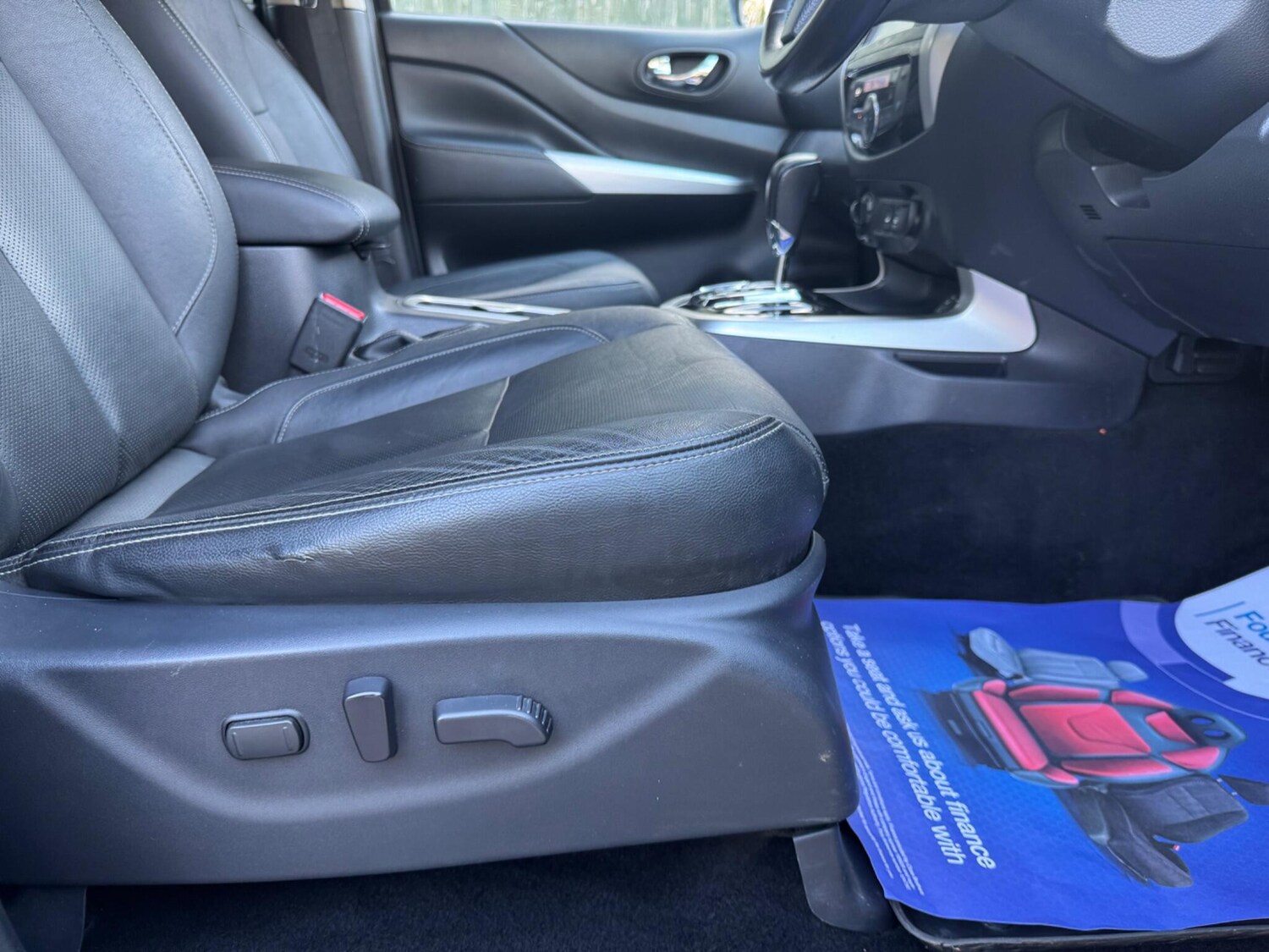 Used Nissan Navara 2018 for sale - 76899313: Photo 30