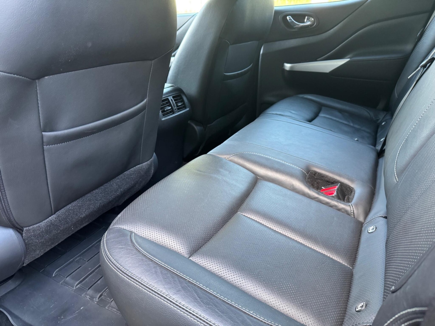 Used Nissan Navara 2018 for sale - 76899313: Photo 37