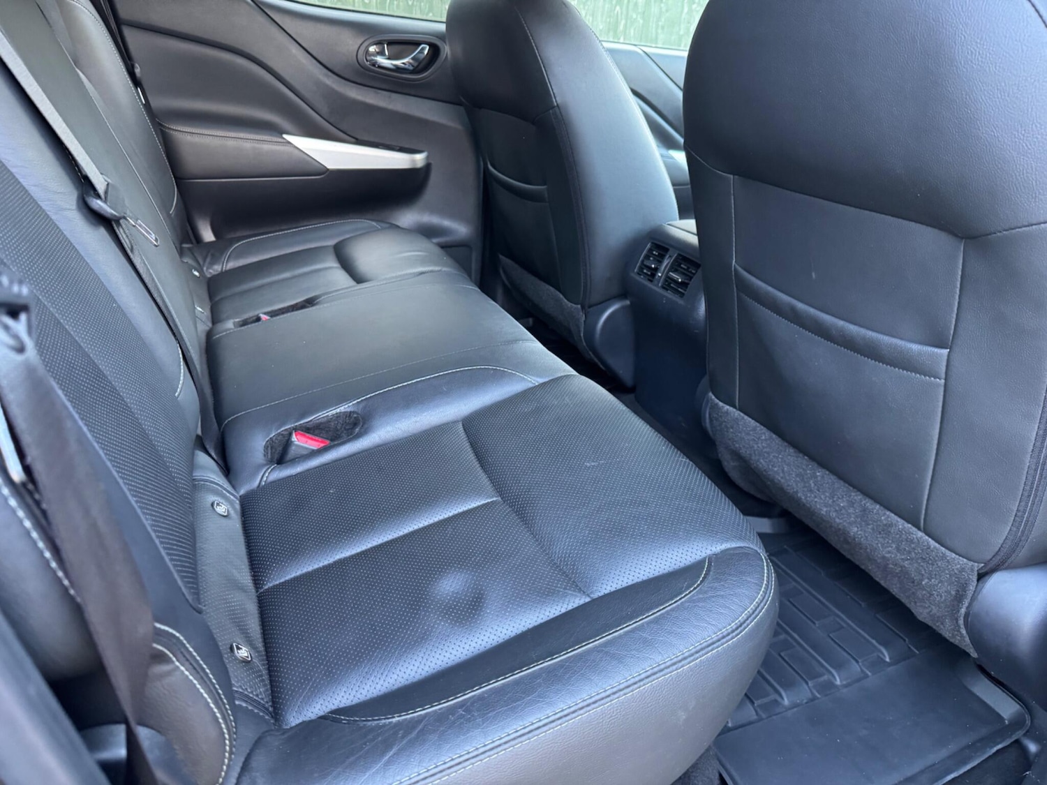 Used Nissan Navara 2018 for sale - 76899313: Photo 38