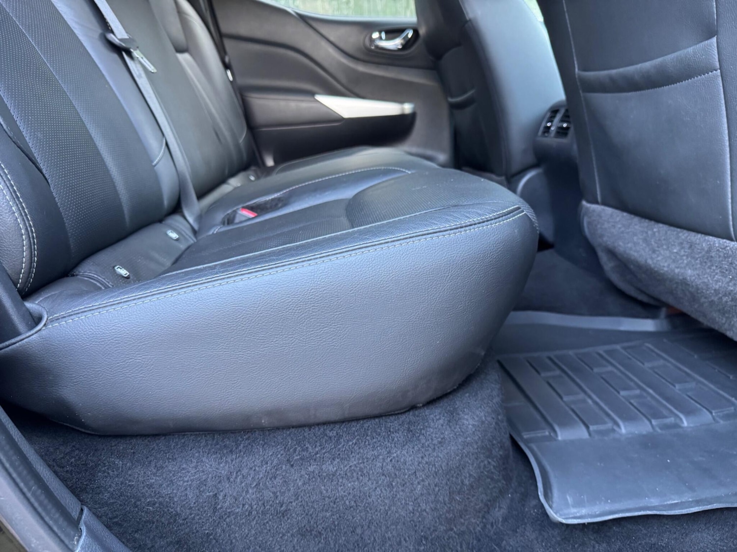 Used Nissan Navara 2018 for sale - 76899313: Photo 39