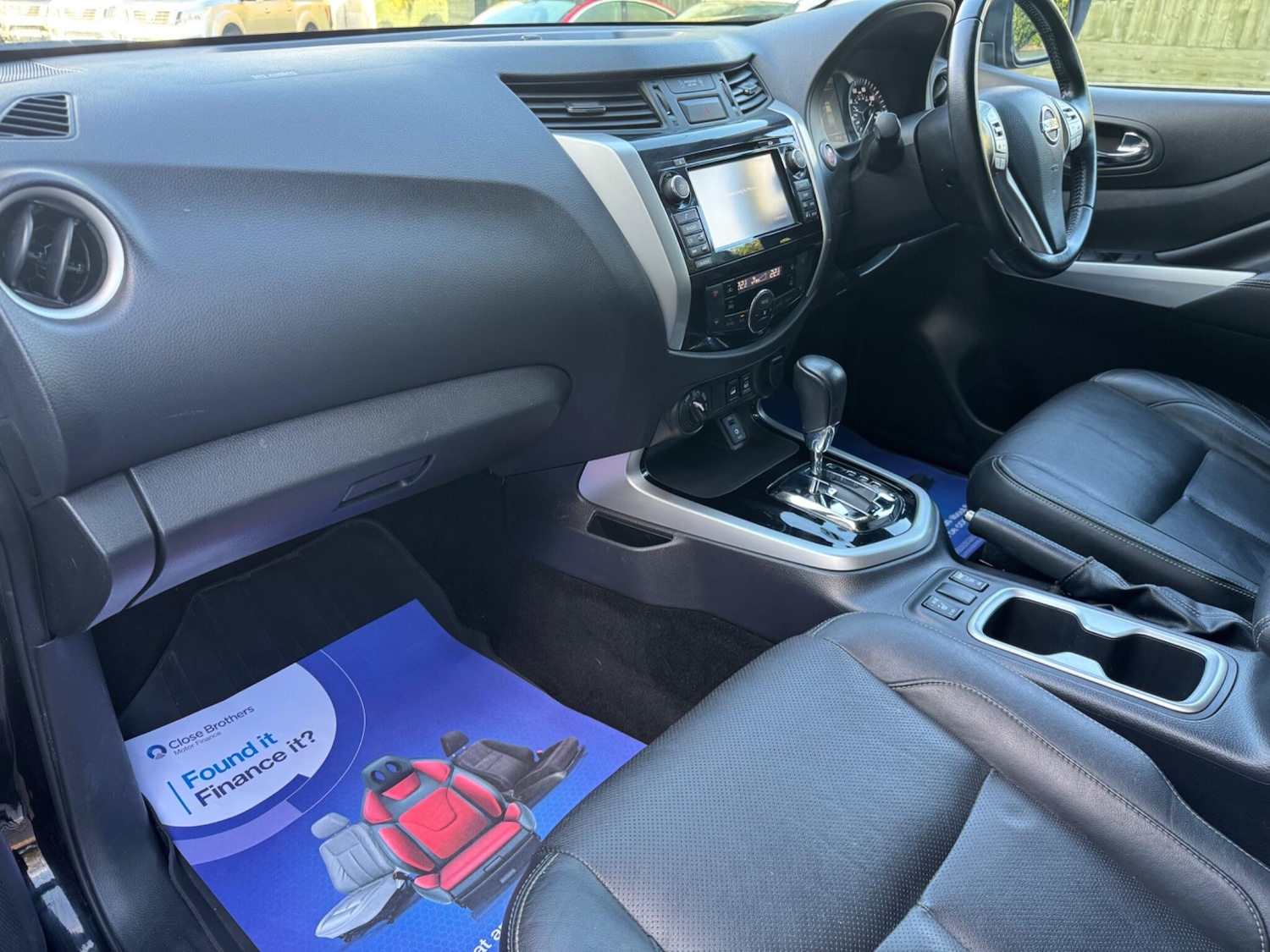 Used Nissan Navara 2018 for sale - 76899313: Photo 5