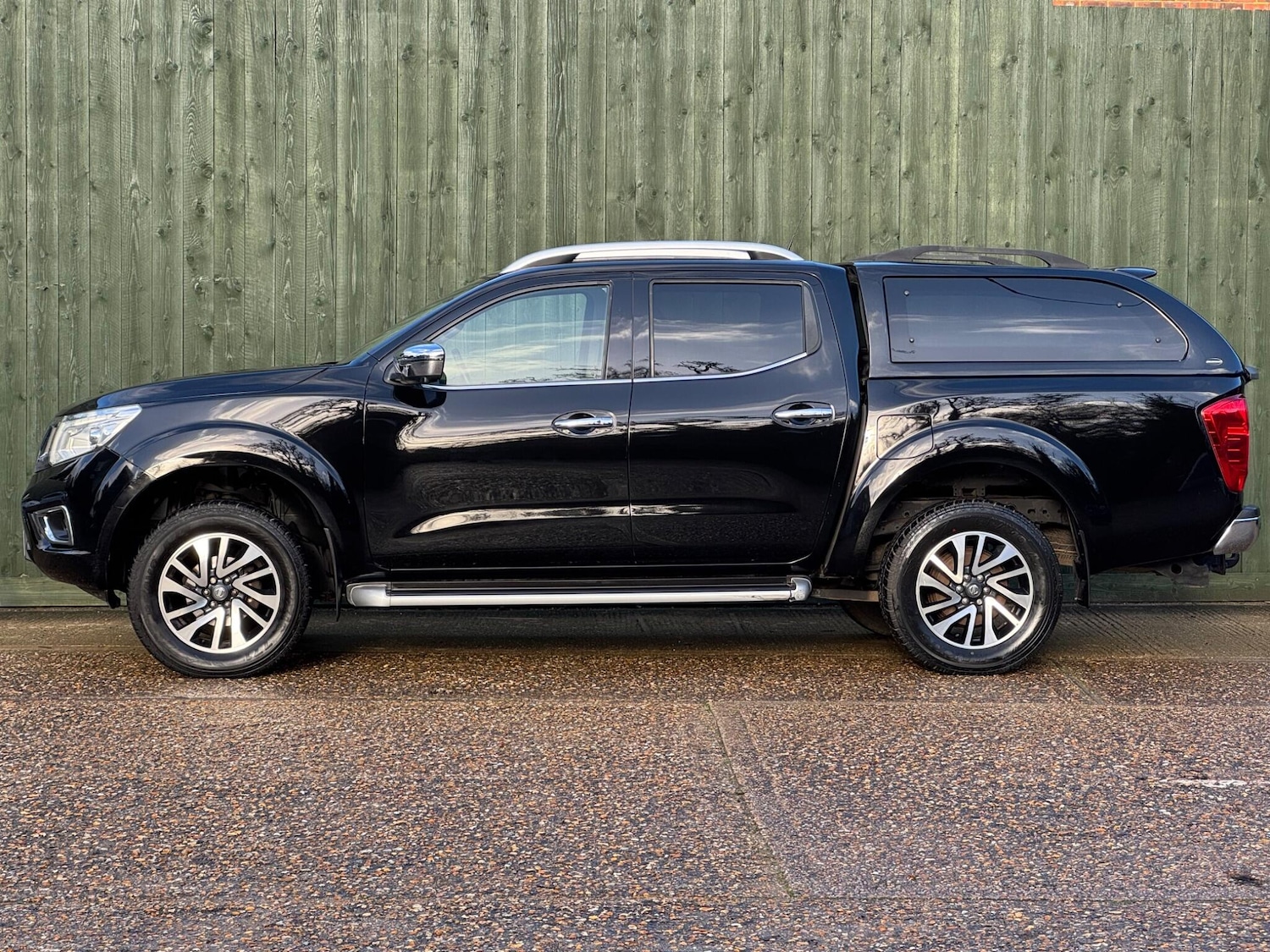 Used Nissan Navara 2018 for sale - 76899313: Photo 9