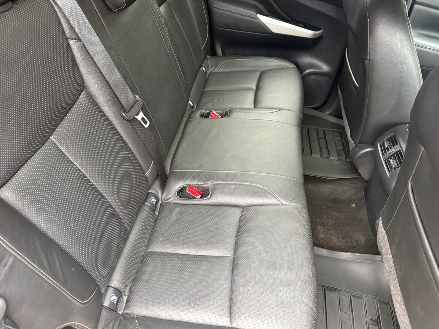 Used Nissan Navara 2017 for sale - 77696460: Photo 24