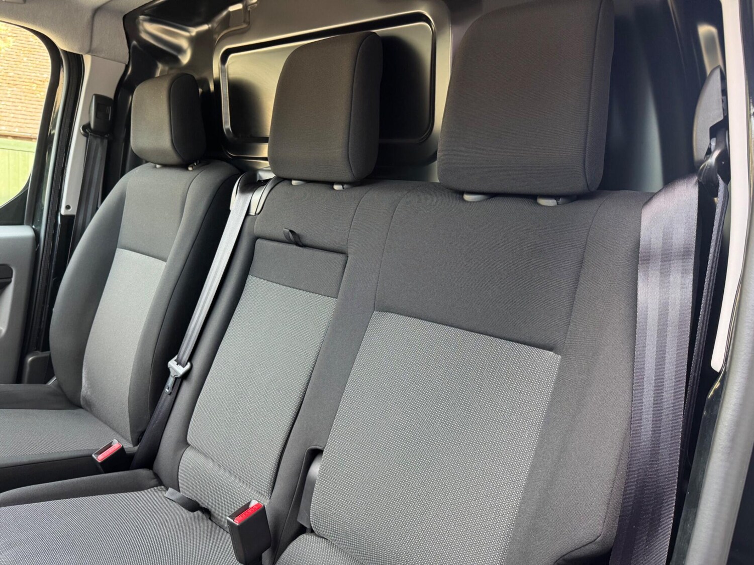 Used Peugeot Expert 2022 for sale - 77807686: Photo 38