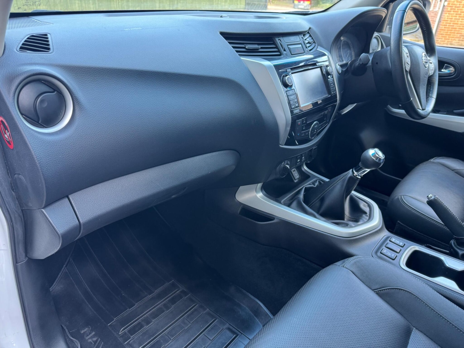 Used Nissan Navara 2017 for sale - 78034128: Photo 12