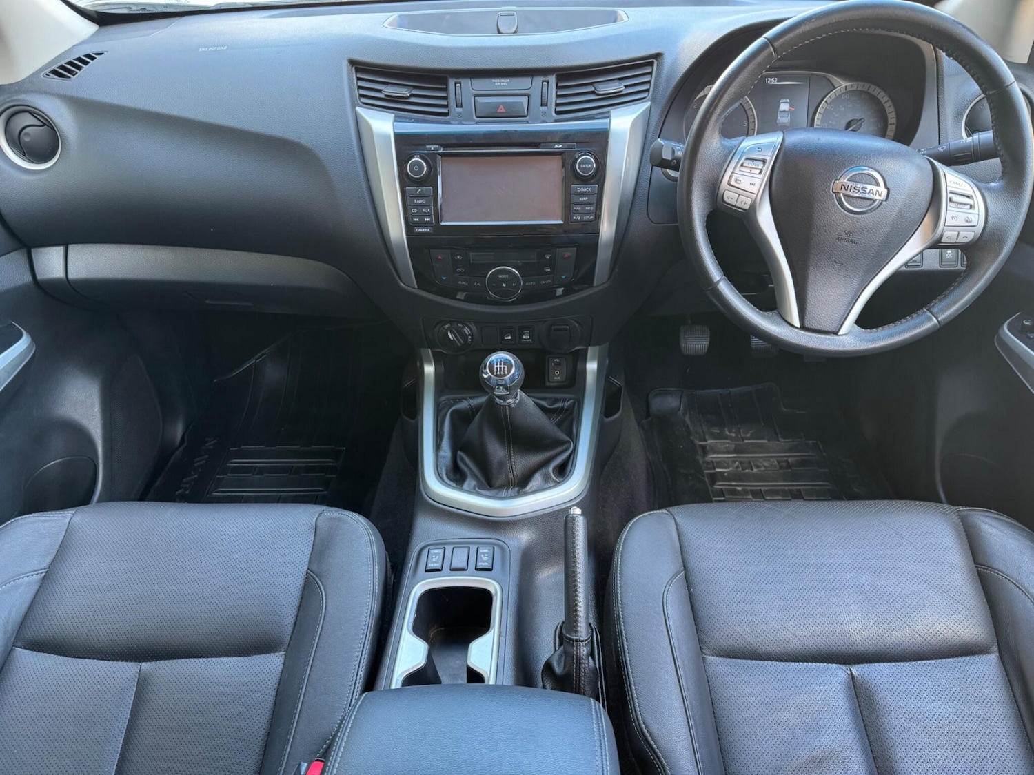 Used Nissan Navara 2017 for sale - 78034128: Photo 3