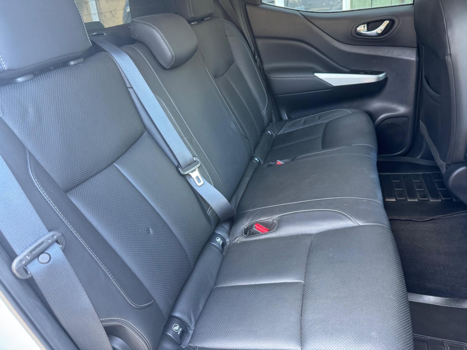 Used Nissan Navara 2017 for sale - 78034128: Photo 37