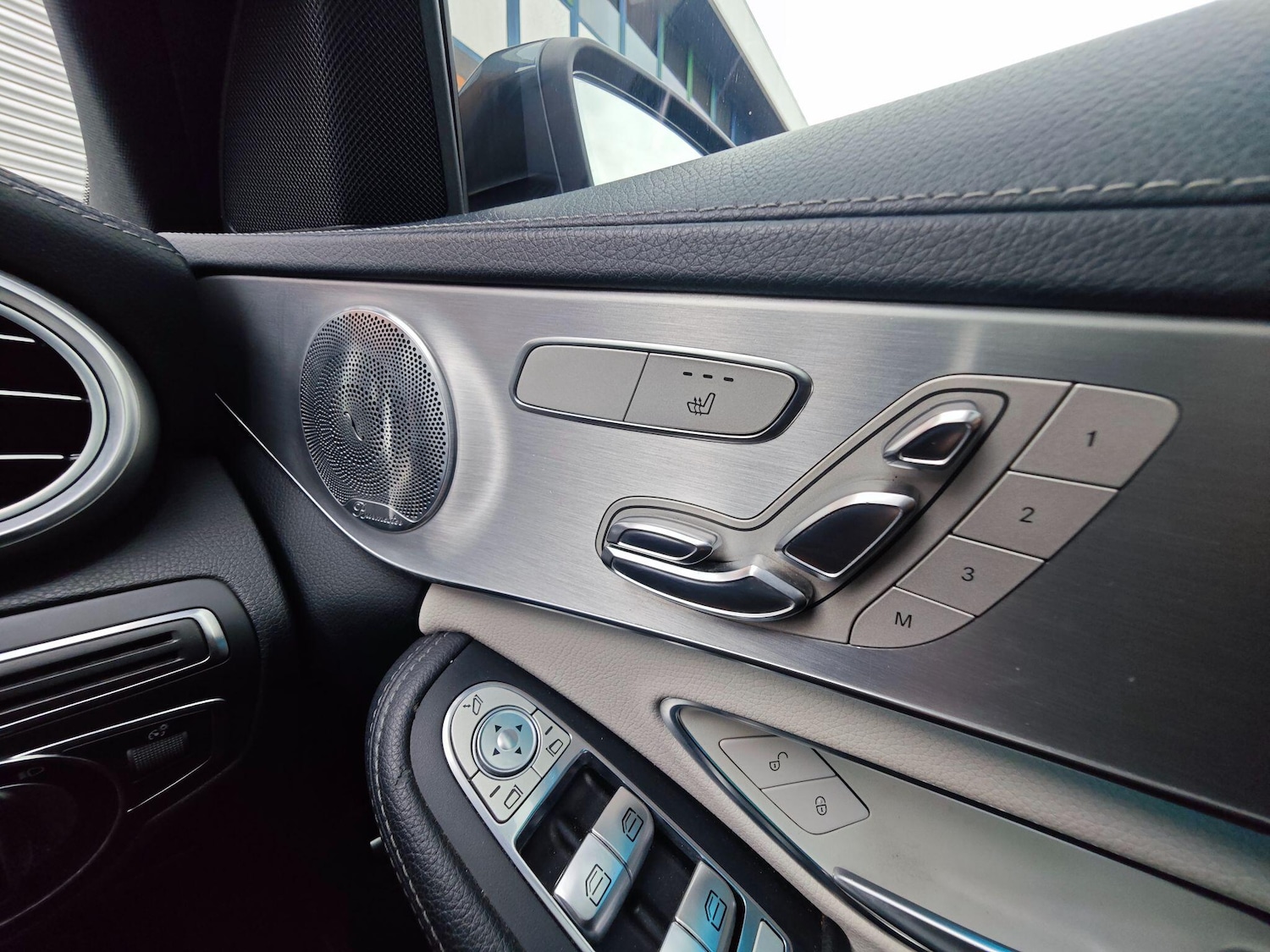 Used Mercedes-Benz C Class 2014 for sale - 77192030: Photo 19