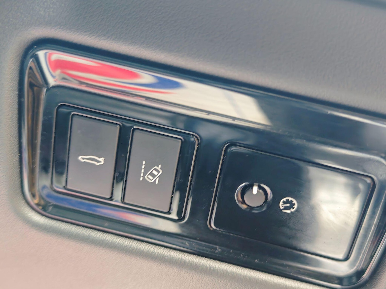 Used Jaguar XE 2016 for sale - 76432894: Photo 16