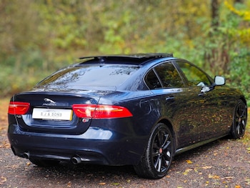 Used Jaguar XE 2016 for sale - 76432894: Photo