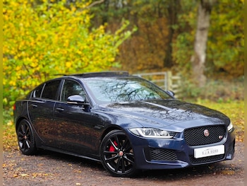 Used Jaguar XE 2016 for sale - 76432894: Photo
