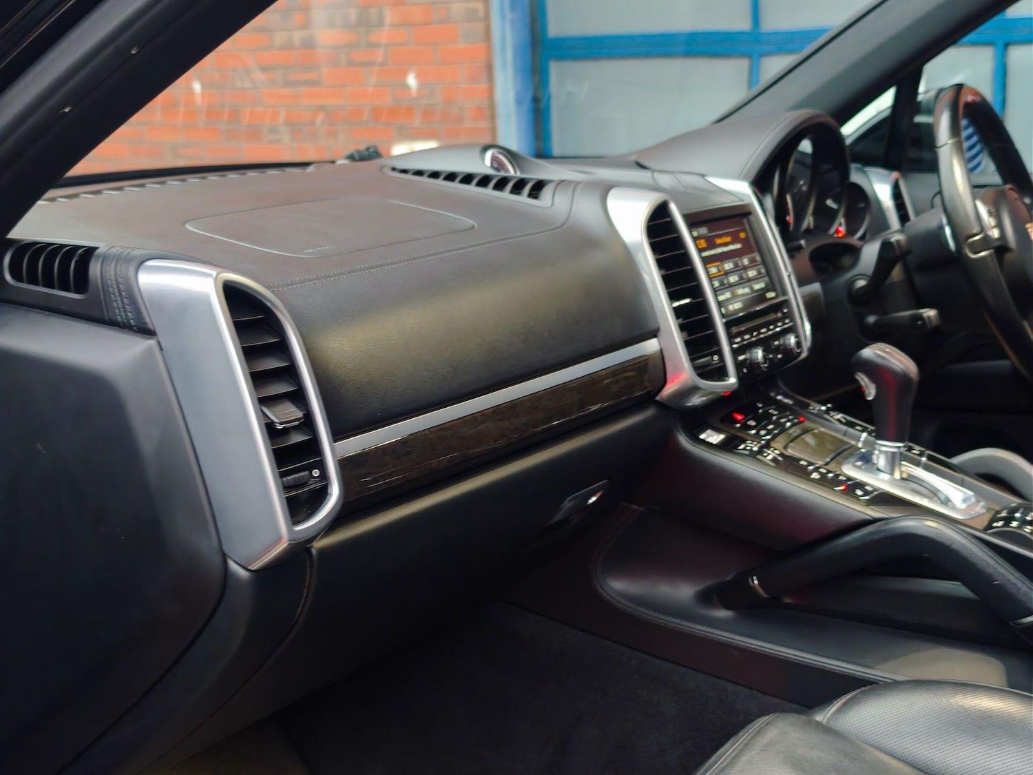 Used Porsche Cayenne 2014 for sale - 77784129: Photo 18