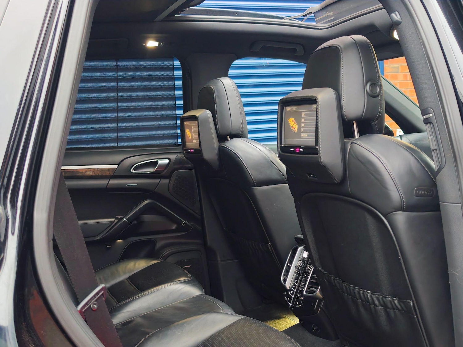 Used Porsche Cayenne 2014 for sale - 77784129: Photo 27