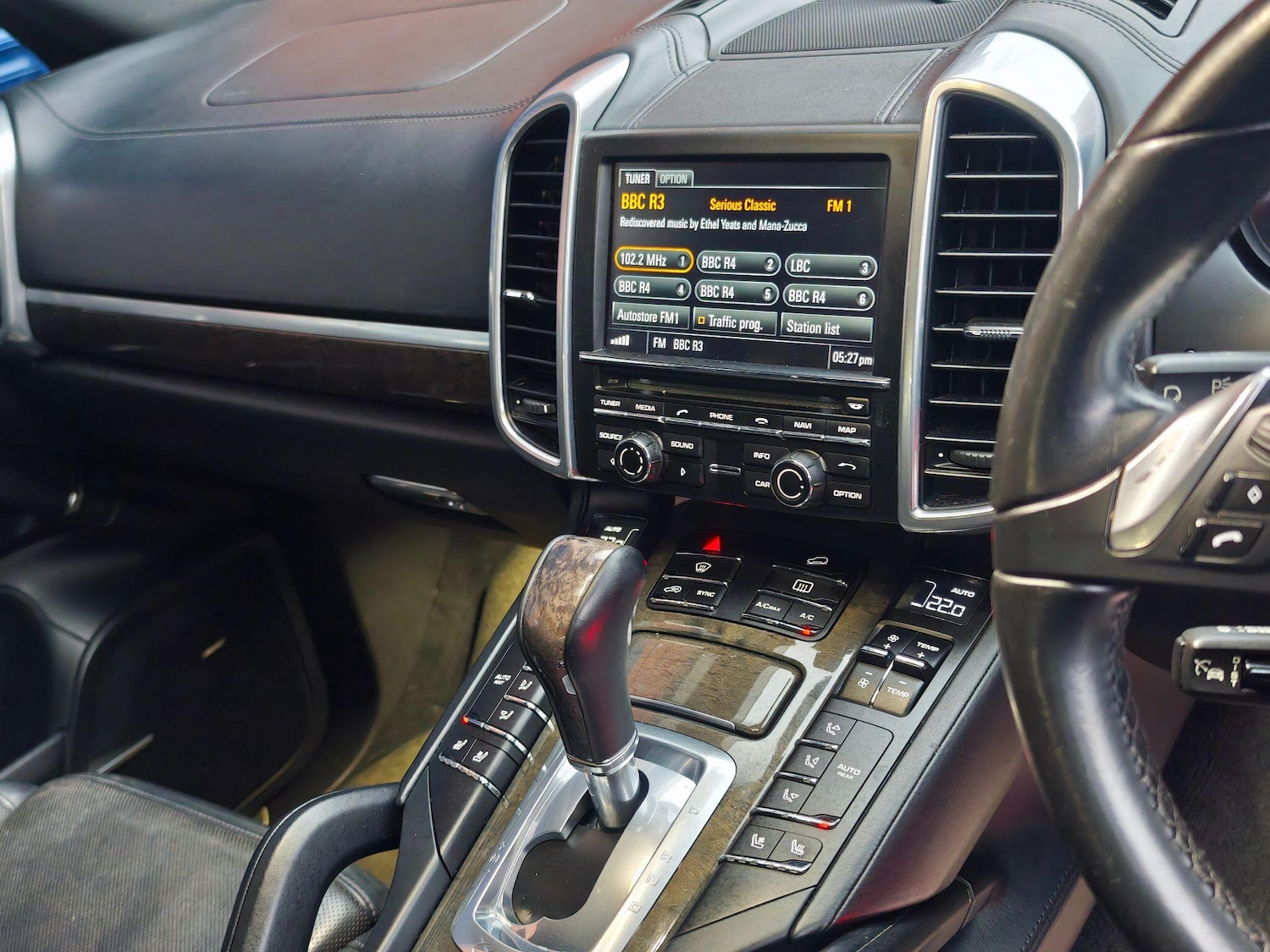 Used Porsche Cayenne 2014 for sale - 77784129: Photo 30