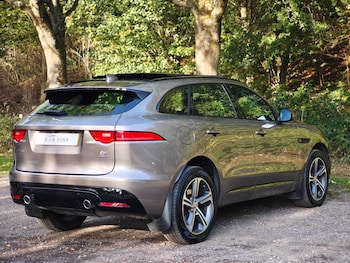 Used Jaguar F-Pace 2017 for sale - 76240204: Photo 3