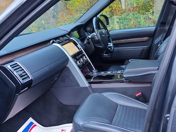 Used Land Rover Discovery 2019 for sale - 76499461: Photo