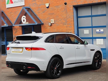 Used Jaguar F-Pace 2016 for sale - 78205277: Photo