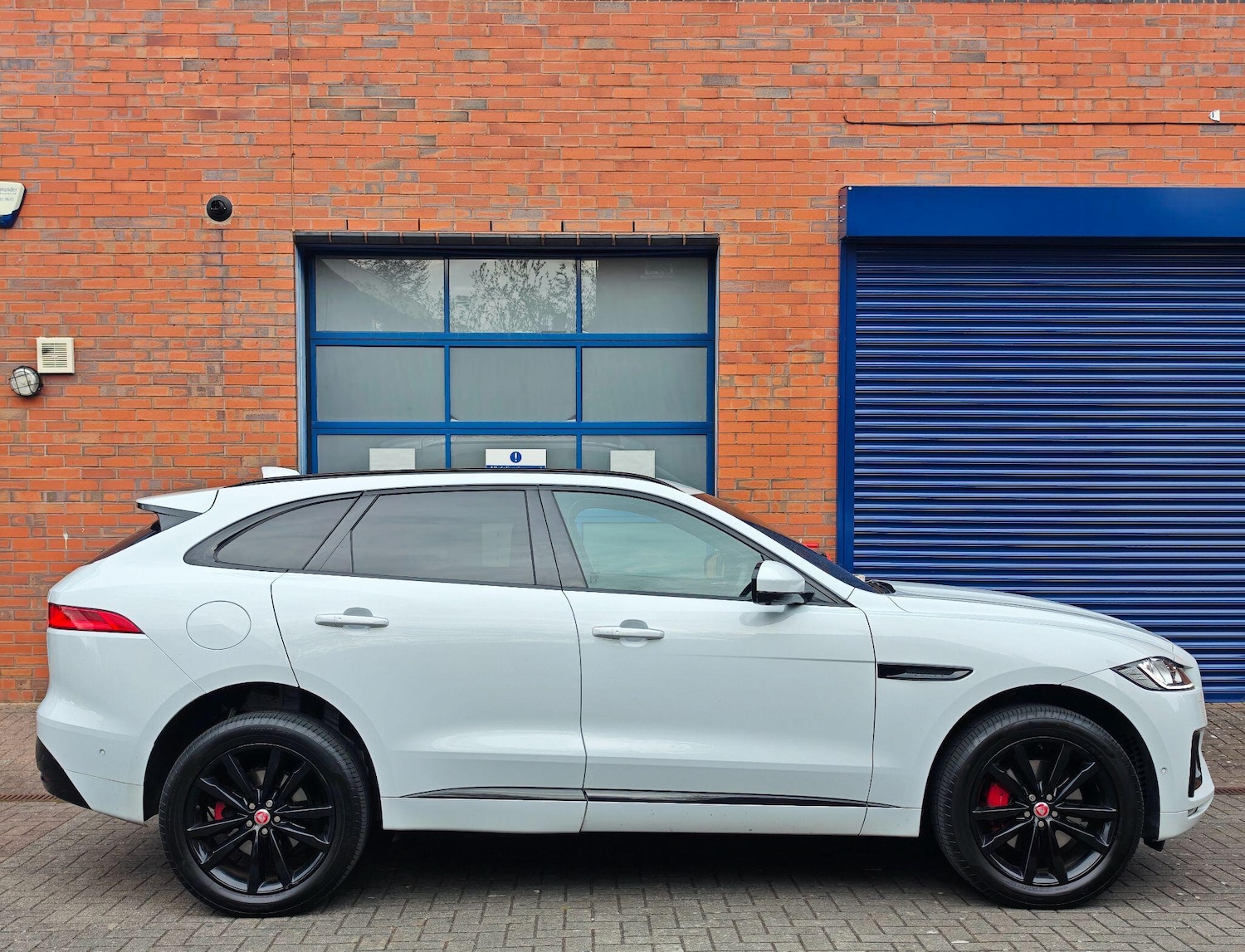 Used Jaguar F-Pace 2016 for sale - 78205277: Photo 8